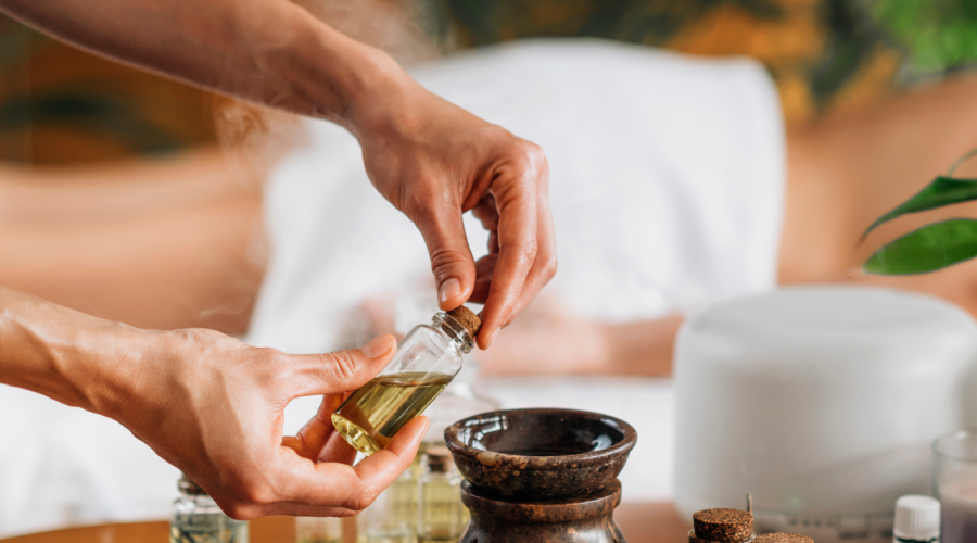 How to Find a Qualified Aromatherapist: 9 Must-Know Tips 