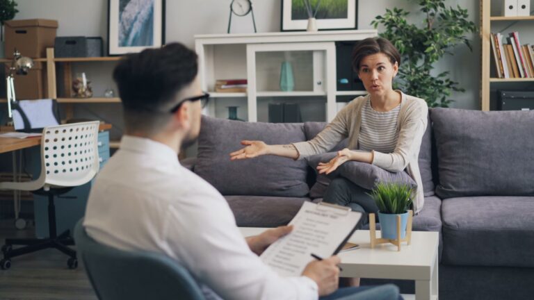 How to Be Truly Valuable as a Therapist in 2025